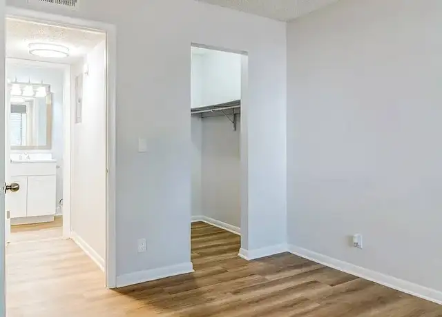 Photo of 1601 Dunn Ave, Jacksonville, FL 32218