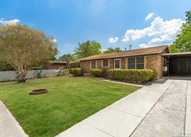 Property at 218 E Villaret Blvd, San Antonio, TX, 78221, 2 beds, 1 bath, [object Object]
