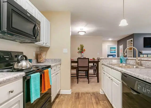 Photo of 1338 Adams Farm Pkwy, Greensboro, NC 27407