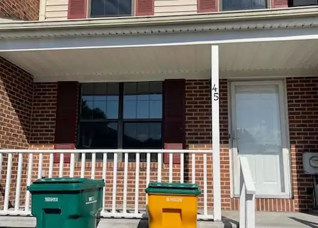 Property at 45 Mactavish Ct, New Castle, DE, 19720, 2 beds, 1.5 baths, [object Object]