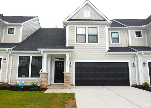 Photo of 42 Carriage Run Dr, Simpsonville, SC 29681