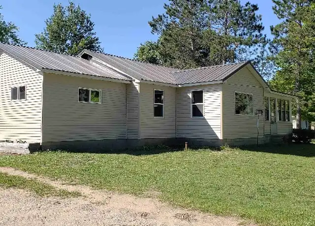 Property at 1729 N Keystone Rd, Traverse City, MI, 49696, 3 beds, 1 bath, [object Object]
