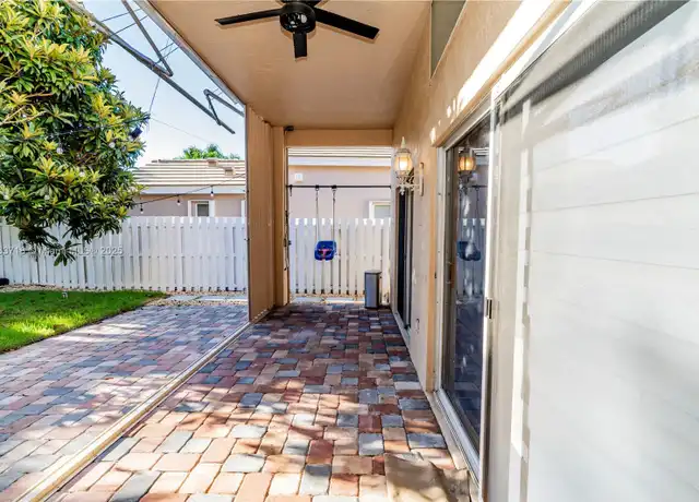 Property at 216 E Bayridge Dr, Weston, FL, 33326, 3 beds, 2 baths, [object Object]