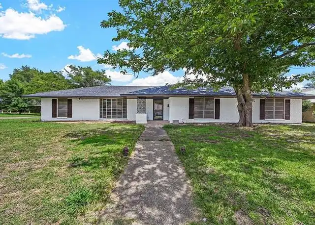 Property at 1400 Crescent Dr, Sherman, TX, 75092, 3 beds, 3 baths, [object Object]
