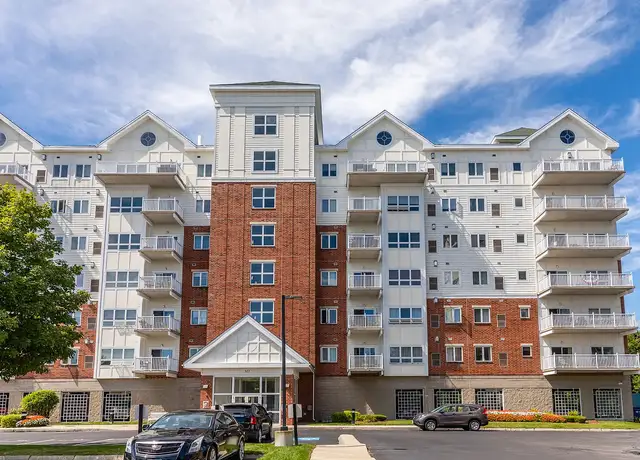 Photo of 525 Pawtucket Blvd, Lowell, MA 01854