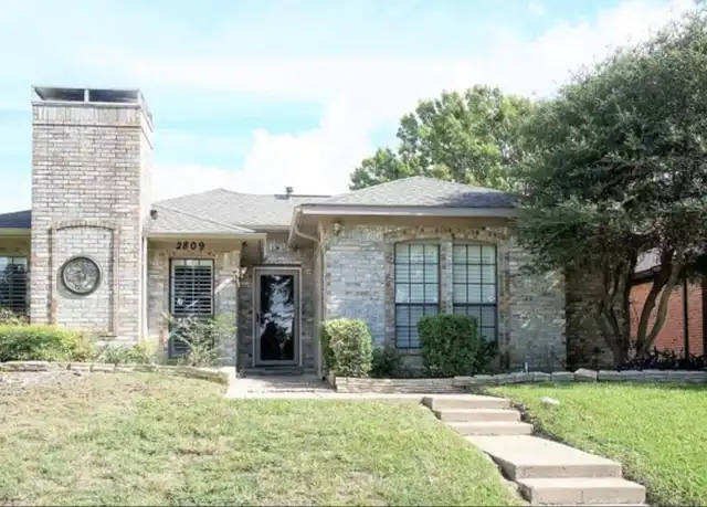 Property at 2809 Stoneridge Dr, Garland, TX, 75044, 3 beds, 2 baths, [object Object]