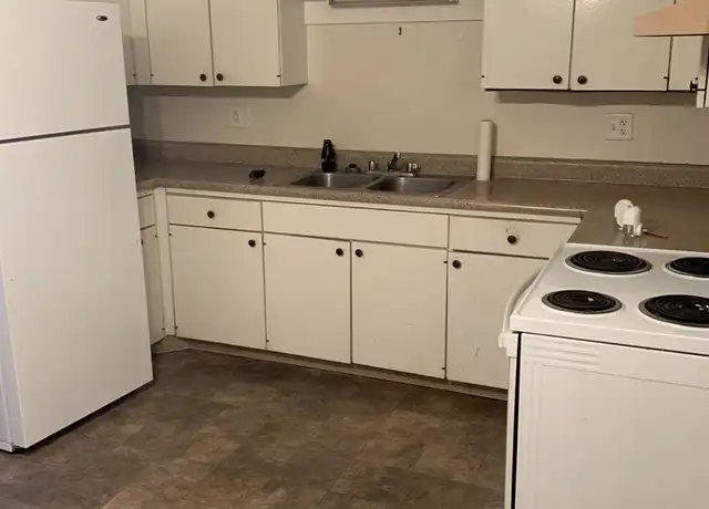 Property at 323 E Harrison St Unit 323-1, Belvidere, IL, 61008, 2 beds, 1 bath, [object Object]