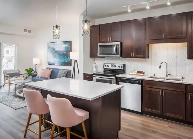 Property at Oaks Minnehaha Longfellow - 5329 48th Ave S, Minneapolis, MN, 55417, 1-2 bed, 1 bath, [object Object]