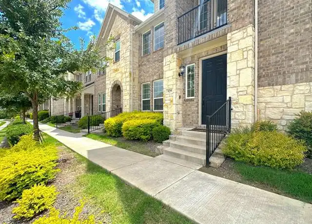 Property at 929 Utica Dr, McKinney, TX, 75069, 2 beds, 2.5 baths, [object Object]