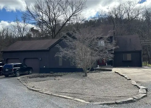 Property at 228 Davidson St, Tarentum, PA, 15084, 4 beds, 2.5 baths, [object Object]