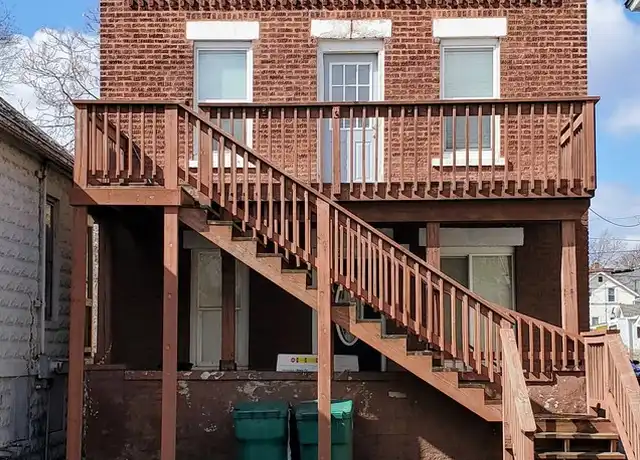 Property at 837 N Broadway St, Joliet, IL, 60435, 3 beds, 1 bath, [object Object]