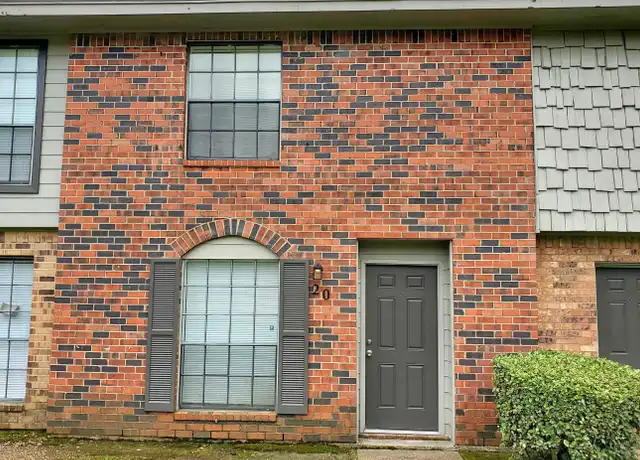 Property at 2700 N 16th St, Beaumont, TX, 77703, 2 beds, 1.5 baths, [object Object]