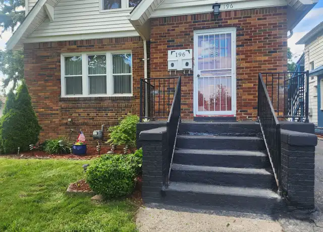 Property at 196 Bondale Ave, Pontiac, MI, 48341, 2 beds, 1 bath, [object Object]