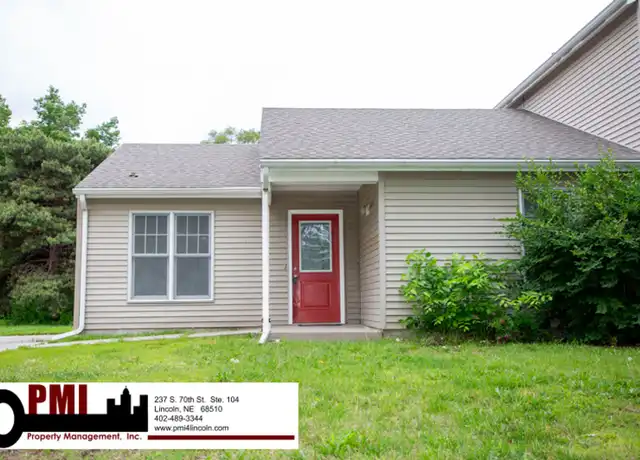 Property at 1832 Whittier St, Lincoln, NE, 68503, 2 beds, 1 bath, [object Object]