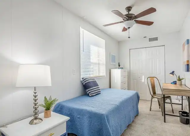 Property at 5426 Lois Ave, Jacksonville, FL, 32205, 1 bed, 1 bath, [object Object]
