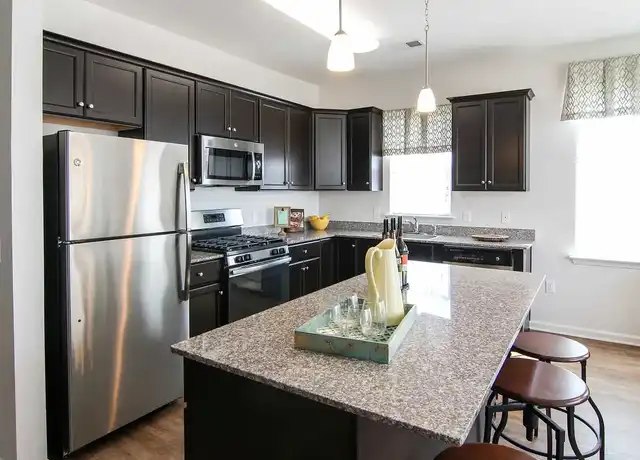 Property at Greene 750 @ Bear Tavern - 750 Bear Tavern Rd, Ewing Township, NJ, 08628, 1-2 bed, 1-2 bath, [object Object]