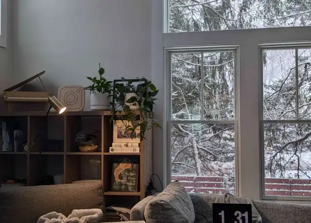 Property at 10 Oakland Cir, Wellesley, MA, 02481, 3 beds, 2.5 baths, [object Object]
