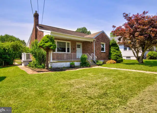 Property at 218 Morris St, Phoenixville, PA, 19460, 3 beds, 1 bath, [object Object]