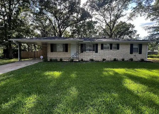Property at 10 Frostwood Dr, Sherwood, AR, 72120, 3 beds, 2 baths, [object Object]
