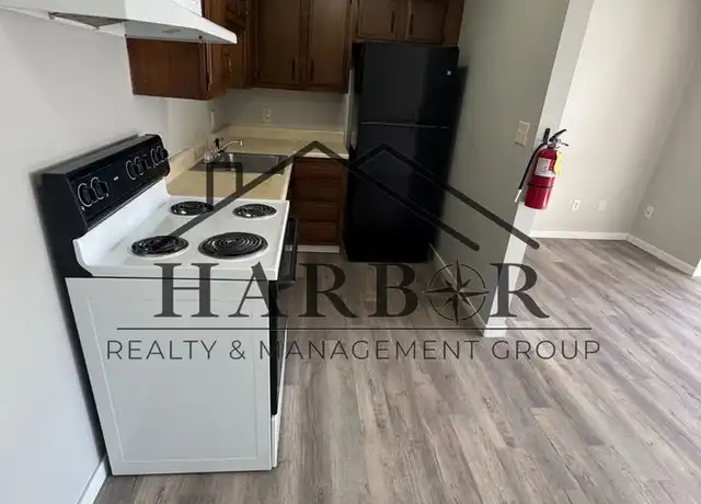 Property at 719 6th St Unit 719, Boone, IA, 50036, 1 bed, 1 bath, [object Object]