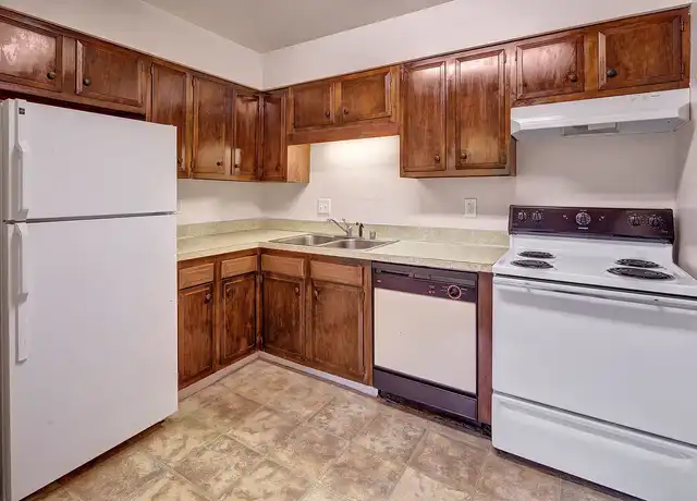 Property at Castle - 915 W 27th Ave, Anchorage, AK, 99503, 0-2 beds, 1 bath, [object Object]