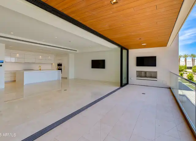 Property at 6587 N Palmeraie Blvd #2015, Paradise Valley, AZ, 85253, 2 beds, 2.5 baths, [object Object]