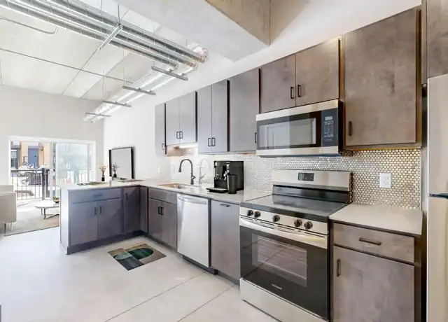 Property at 3701 E 80th St, Bloomington, MN, 55425, 1 bed, 1 bath, [object Object]