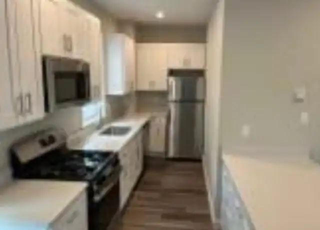 Property at 128 Main St, Andover, MA, 01810, 1 bed, 1 bath, [object Object]