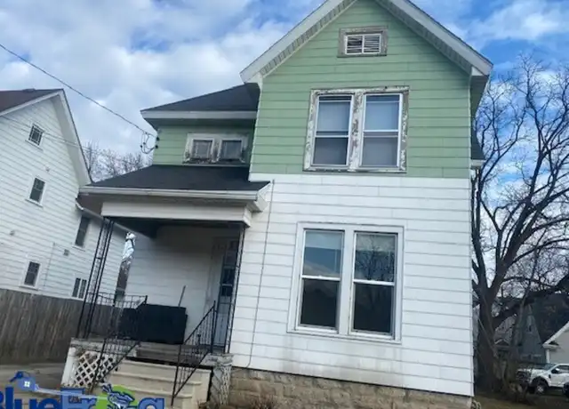 Property at 826 Wright St, Oshkosh, WI, 54901, 3 beds, 1 bath, [object Object]