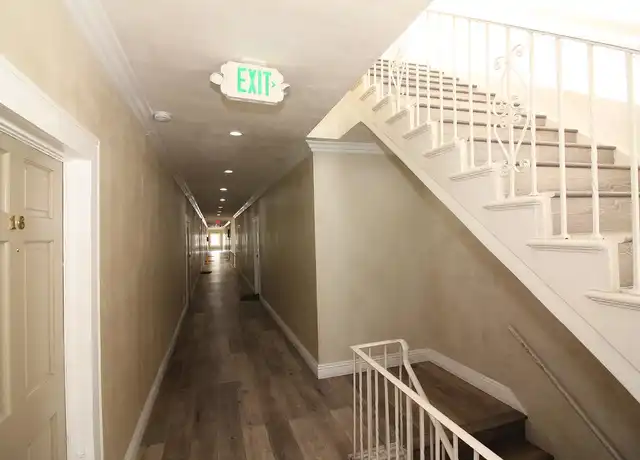 Property at 5522 Sierra Vista Ave, Los Angeles, CA, 90038, 1 bed, 1 bath, [object Object]