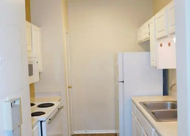 Property at 12166 Metric Blvd #214, Austin, TX, 78758, 1 bed, 1 bath, [object Object]