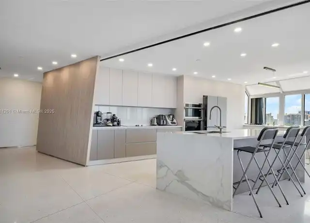 Property at 151 Crandon Blvd #939, Key Biscayne, FL, 33149, 3 beds, 3 baths, [object Object]
