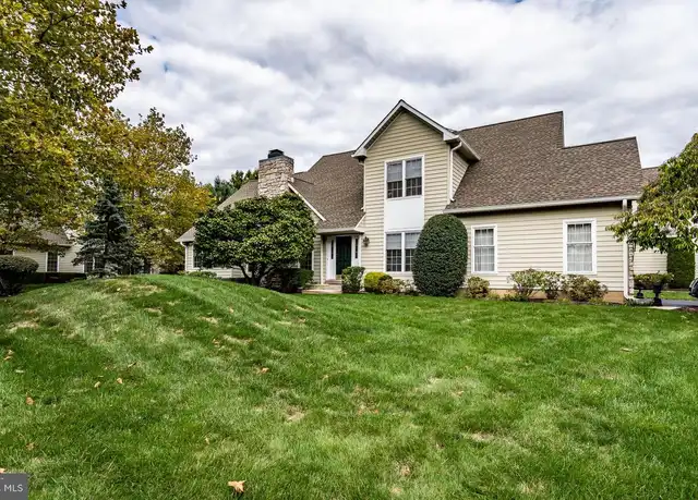 Property at 218 Birkdale Dr, Blue Bell, PA, 19422, 3 beds, 2.5 baths, [object Object]