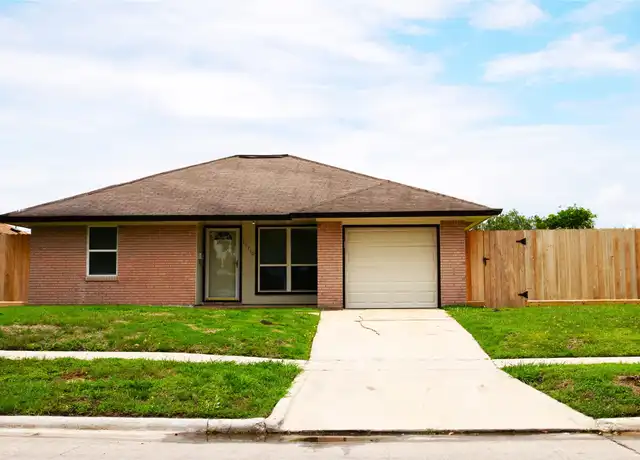 Property at 11210 Leitrim Way, Houston, TX, 77047, 3 beds, 1 bath, [object Object]