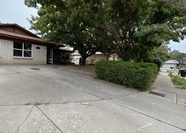 Property at 7061 Luella Anne Dr NE, Albuquerque, NM, 87109, 3 beds, 3 baths, [object Object]