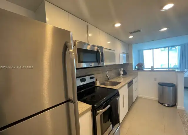 Property at 1000 West Ave #622, Miami Beach, FL, 33139, 0 beds, 1 bath, [object Object]