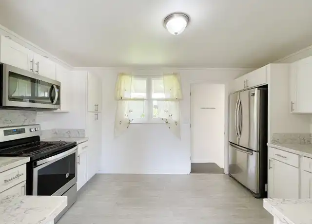 Property at 335 Oneawa St, Kailua, HI, 96734, 3 beds, 2.5 baths, [object Object]