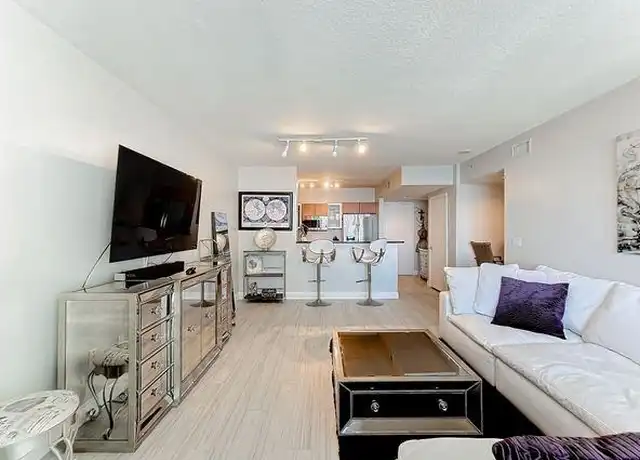 Property at 1551 N Flagler Dr, West Palm Beach, FL, 33401, 1 bed, 1 bath, [object Object]