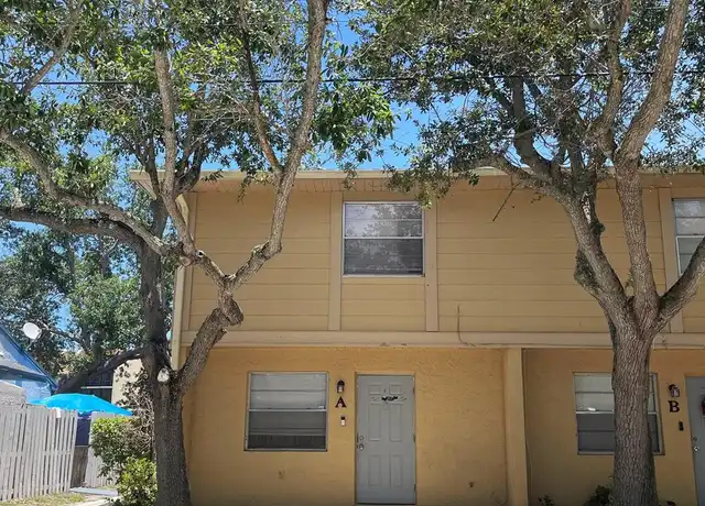 Property at 2017 Oleander Blvd Unit A, Fort Pierce, FL, 34950, 2 beds, 2.5 baths, [object Object]