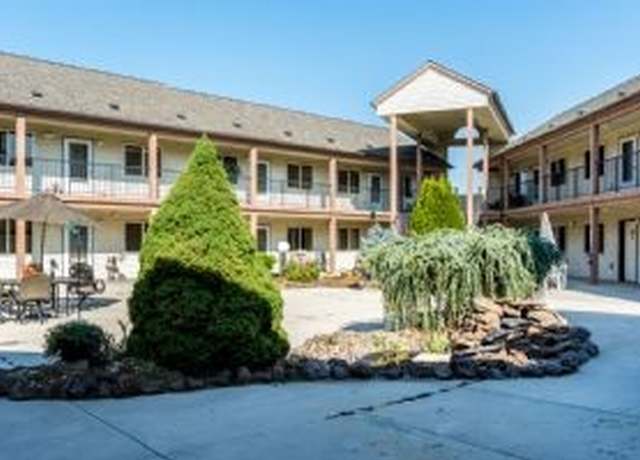 Photo of 787 NW Canal Blvd, Redmond, OR 97756