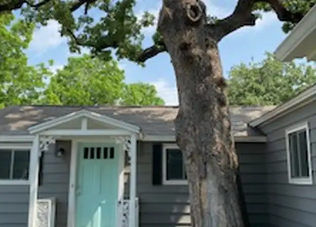Property at 2137 W Lotus Ave, Fort Worth, TX, 76111, 2 beds, 1 bath, [object Object]