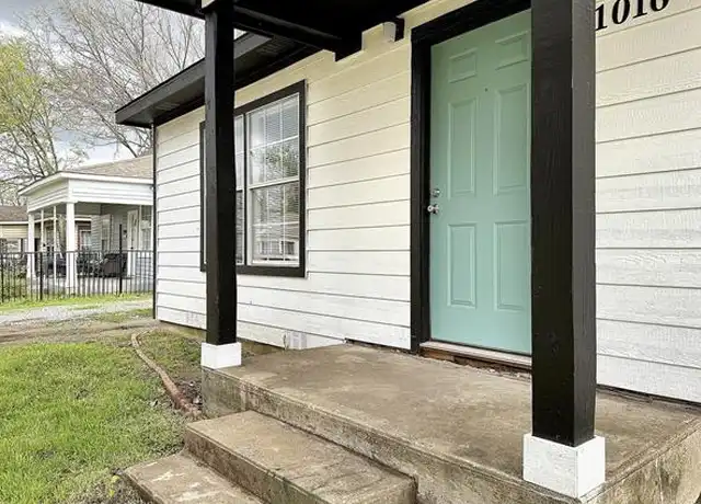 Property at 1016 W Crawford St, Denison, TX, 75020, 2 beds, 1 bath, [object Object]