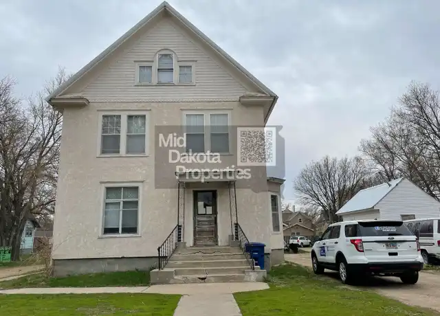 Property at 509 W 3rd Ave Unit 3, Mitchell, SD, 57301, 1 bed, 1 bath, [object Object]