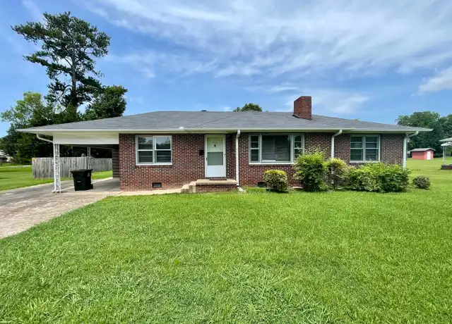Property at 703 Meadowview St, Athens, AL, 35611, 3 beds, 2 baths, [object Object]