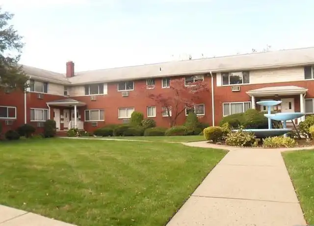 Property at 1323 Anderson Ave #5, Fort Lee, NJ, 07024, 2 beds, 2 baths, [object Object]