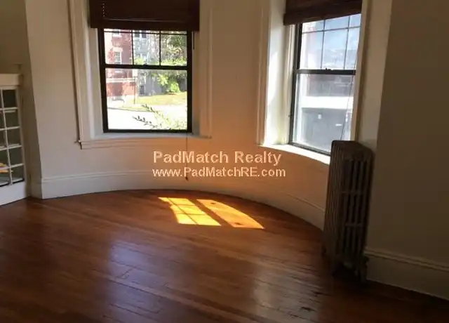 Property at 48 Babcock St Unit 1, Brookline, MA, 02446, 2 beds, 1 bath, [object Object]