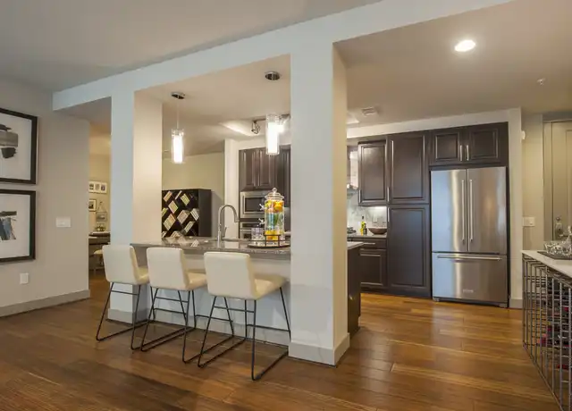 Property at 10409 Town & Country Way Unit 550221, Houston, TX, 77024, 1 bed, 1 bath, [object Object]