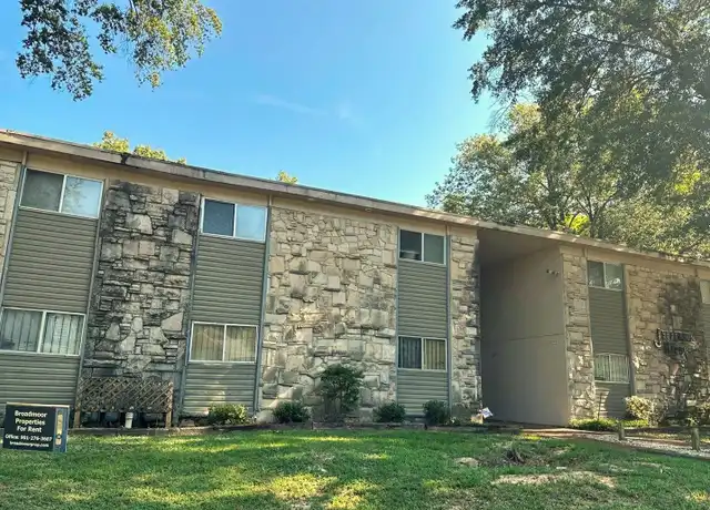 Property at 2092 Jefferson Ave #4, Memphis, TN, 38104, 2 beds, 1 bath, [object Object]