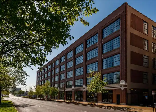 Property at 4100 Forest Park Ave, Saint Louis, MO, 63108, 1 bed, 1.5 baths, [object Object]