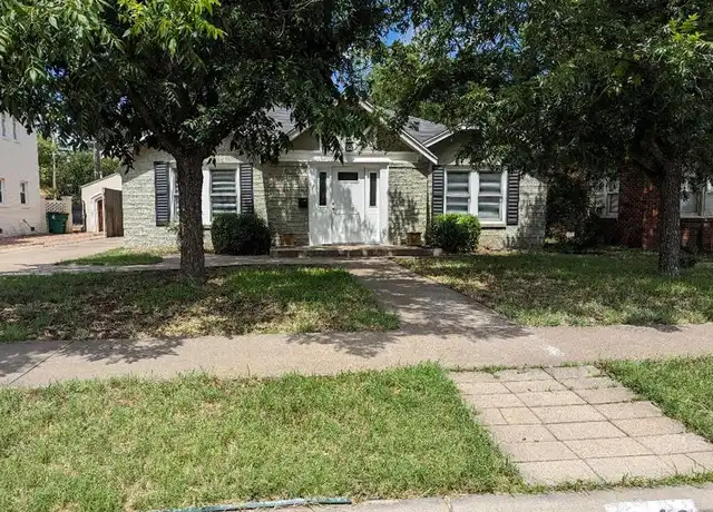 Property at 1419 S Park St, San Angelo, TX, 76901, 3 beds, 2 baths, [object Object]
